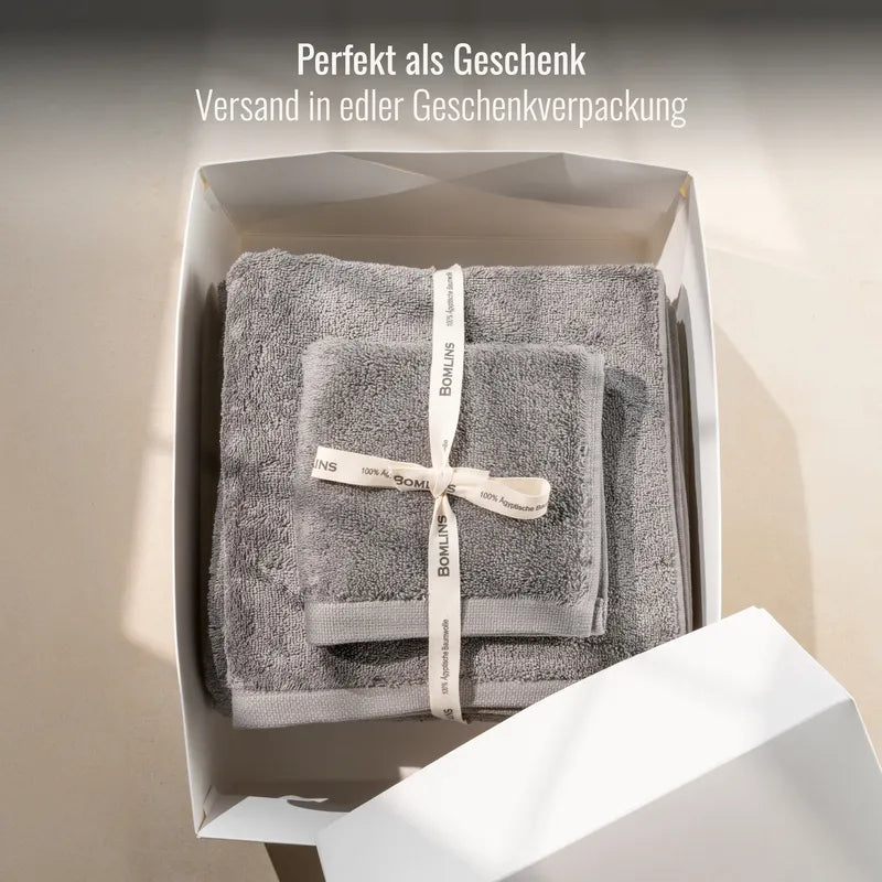 Handtuch Silber als Geschenk verpackt