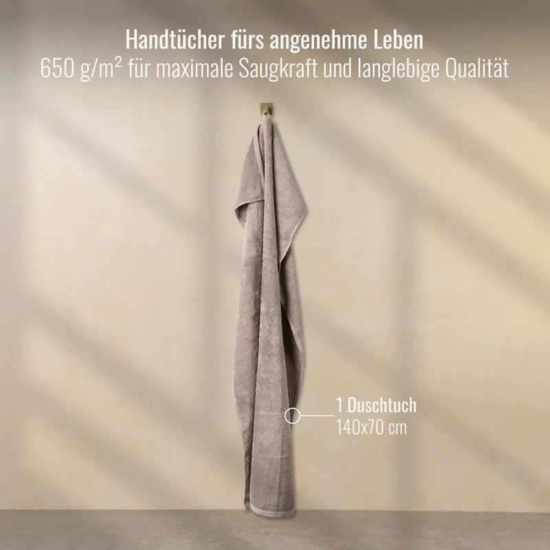 Duschtuch Cashmere 70x140 cm aufgehängt im Badezimmer
