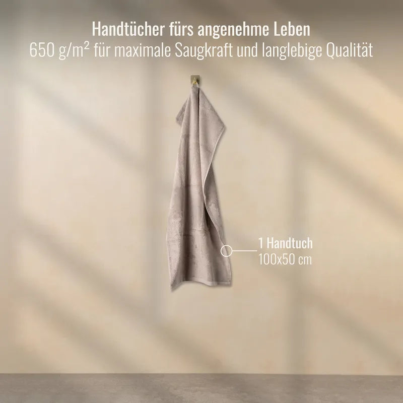 Handtuch Cashmere 50x100 cm aufgehängt im Badezimmer