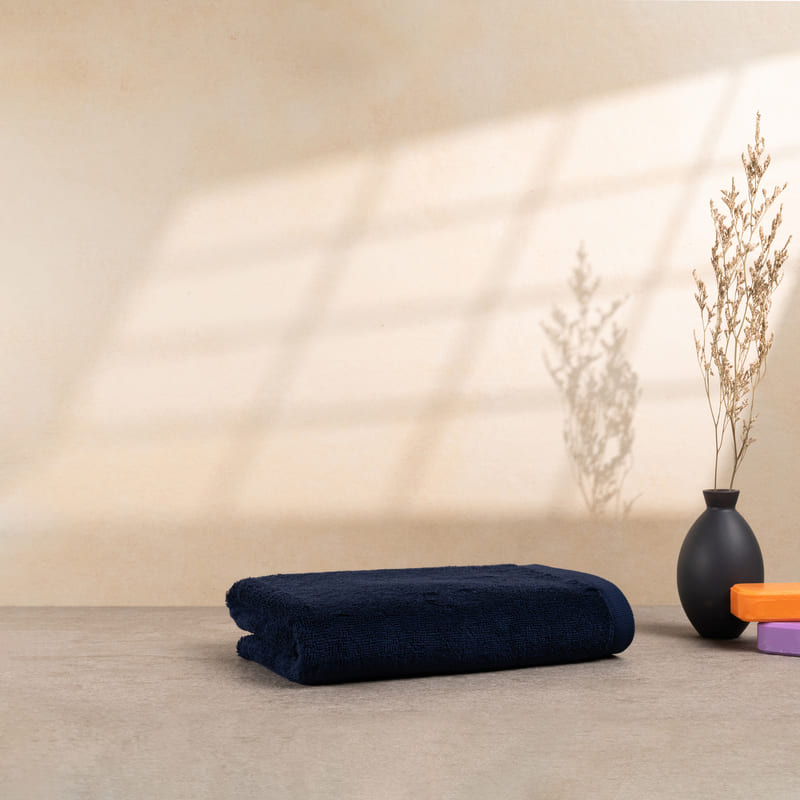 Bomlins Handtuch dunkel blau 50×100 cm aus ägyptischer GIZA Baumwolle